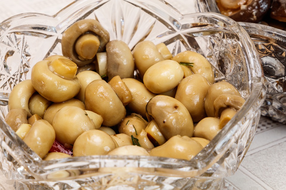 Эти явства никогда не забыть! Как праздновали Новый год во времена СССР.