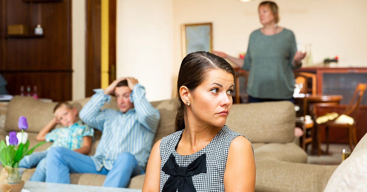 — Зачем снохе квартира, если есть где жить?