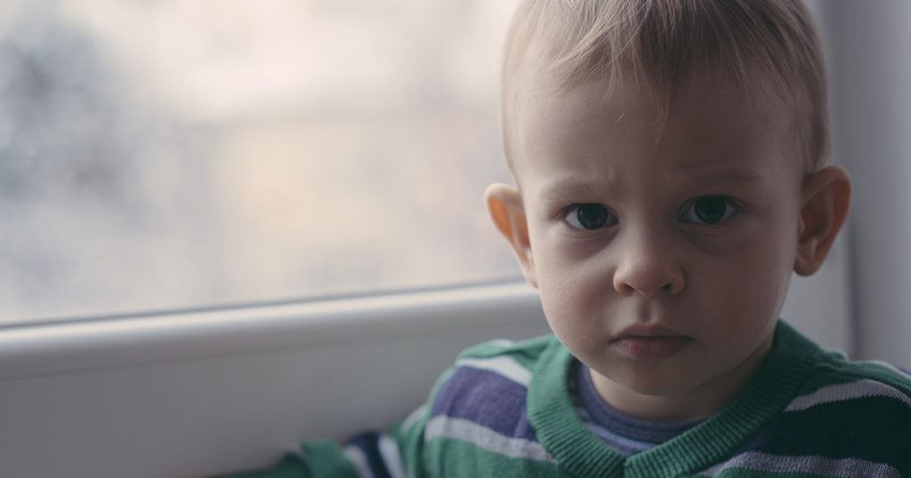 — Не будешь помогать, сдам детей в детский дом!