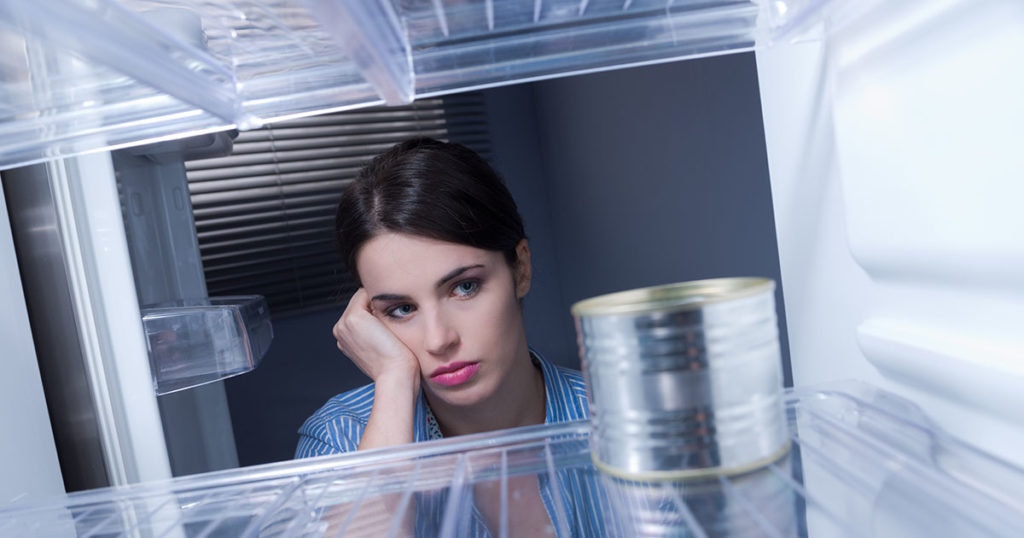 Если хочешь что-то поесть, то сходи за продуктами. По такому принципу живёт семья моего брата.