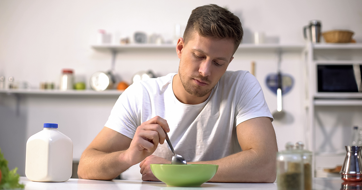 — Заверните мне котлеты в блины!