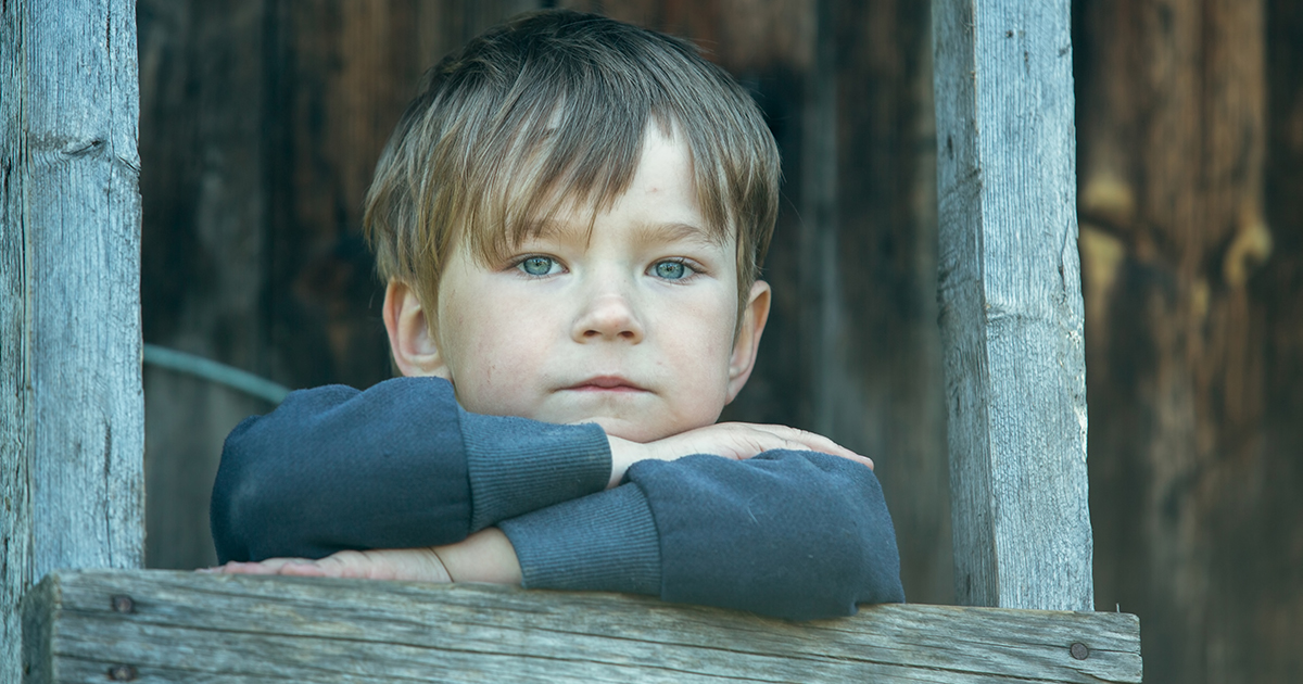 — Ваш Антошка пропал! — позвонила воспитательница