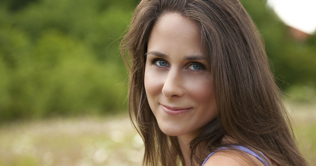 — Зачем ты рожала в 19? Вот и не жалуйся!