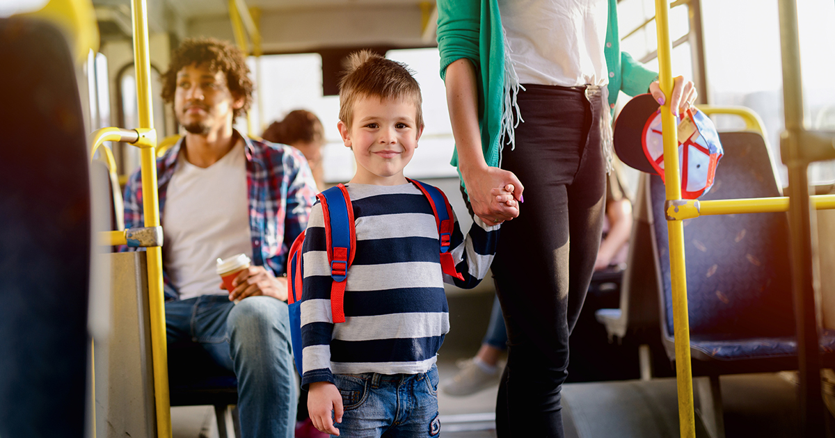 Она села на диван, а места для сына не осталось