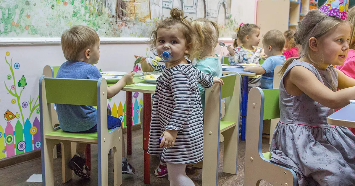 "Нам это место нужнее. Забери своего сына из сада!"