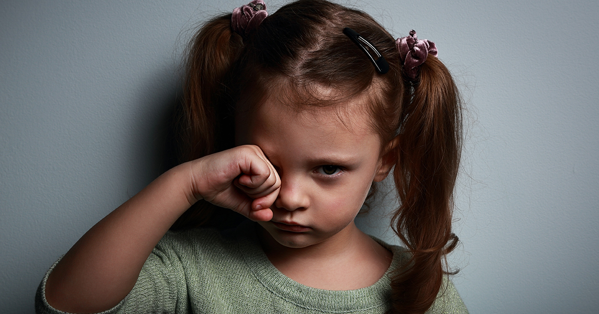 Девочка-детдомовка