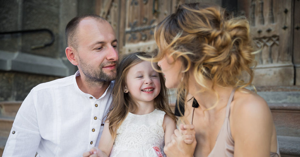 — Сын тебя обеспечивал, пока ты в декрете сидела. Теперь твоя очередь!