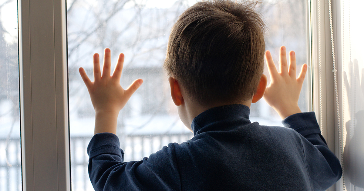 — Мамочка, не бросай меня! Не уходи!