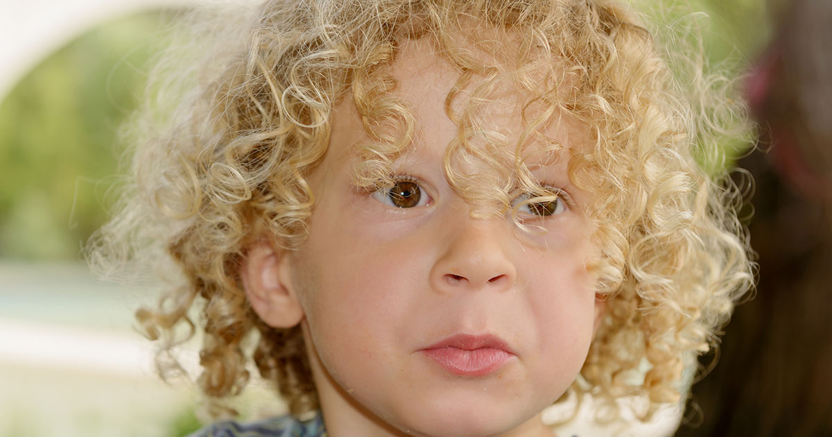 — Это ребенок. Что ты от него хочешь?