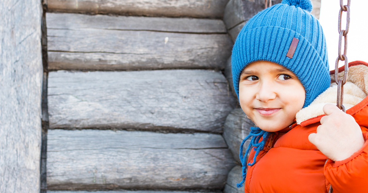 Мама. Я решил Юле свой обед отдать. Она постоянно голодает, семья бедная, а я и дома поем.