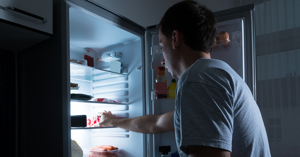 — А чем мы будем ужинать? — возмутился мой парень