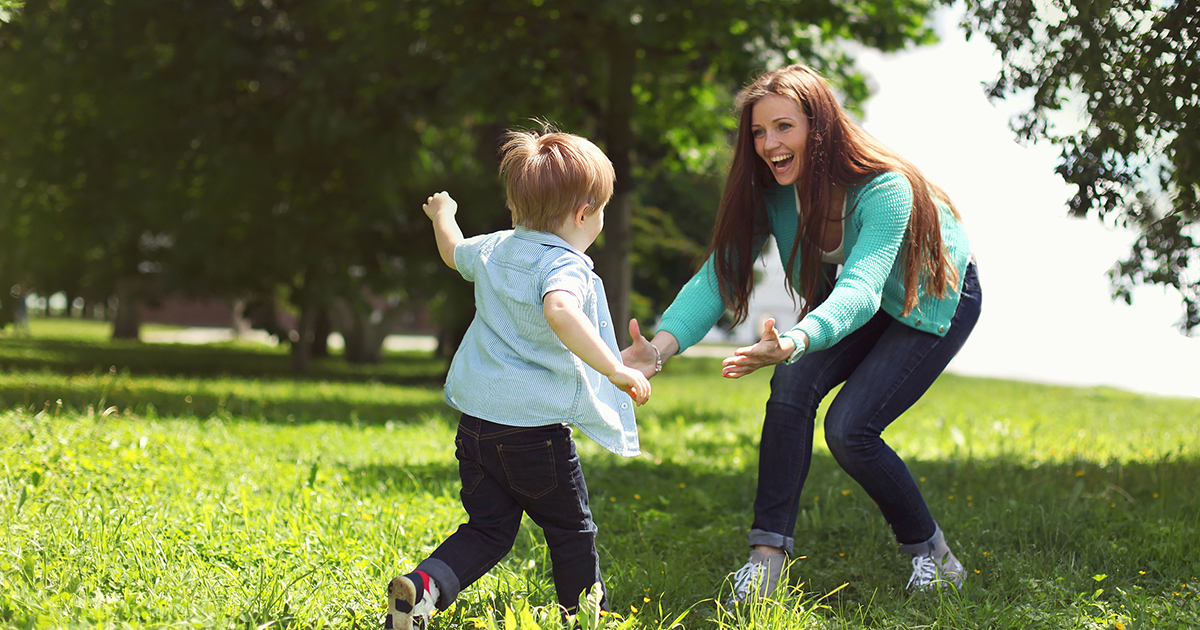 — Какое море? Мне на даче кто помогать будет?