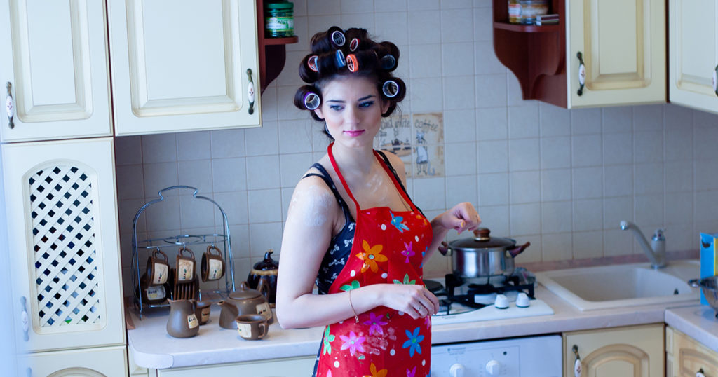 — Ты разве говорила, что торт на заказ?