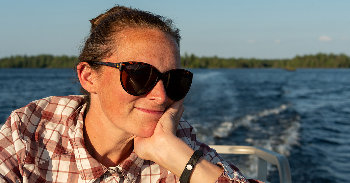 Вместо того, чтобы ребенка в школу собирать, она на отдых умчала!