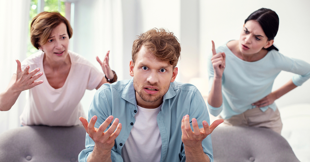 - Давай мы лучше сейчас свою жизнь отживем, нам же потом больше не выбраться, кредиты, дети, а позже вообще пенсия