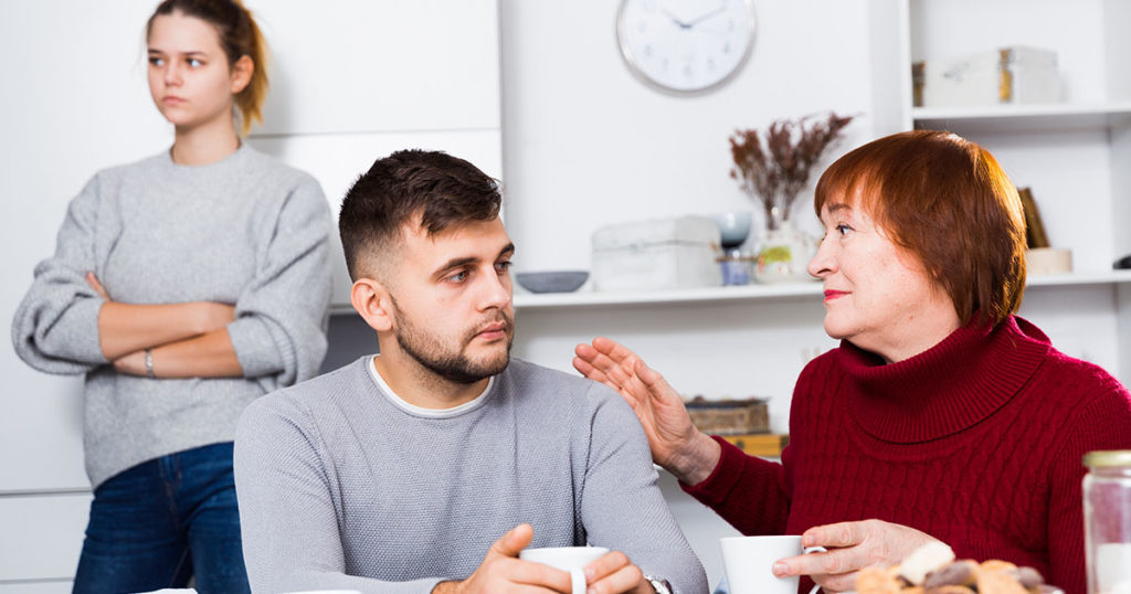 - Давай мы лучше сейчас свою жизнь отживем, нам же потом больше не выбраться, кредиты, дети, а позже вообще пенсия