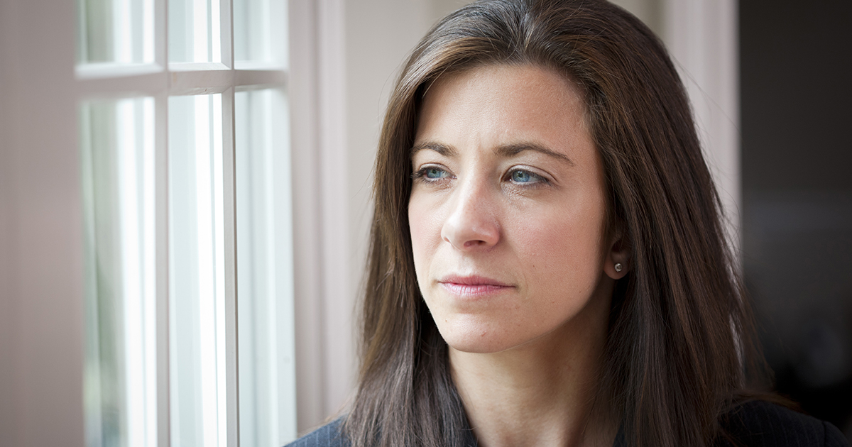 Дочь вернулась к матери после развода, и та теперь тратить свою пенсию перестала, копит на счетах, а живет на деньги дочери