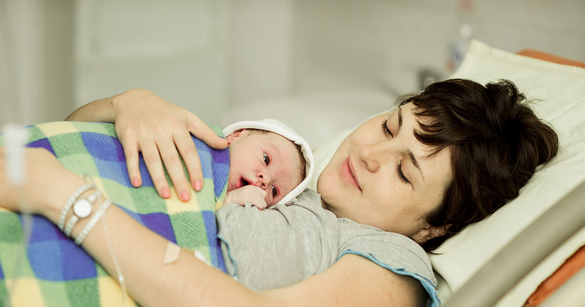 Супруг назвал нашего новорожденного малыша без меня