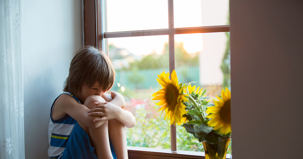 — Тетя, хлебом не угостите?