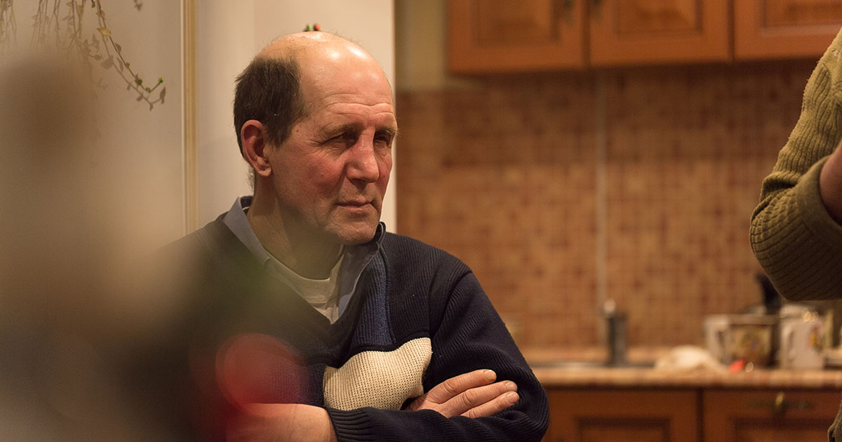 Всю жизнь растил чужих детей. Ну и поворот!