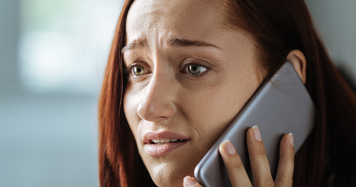 Его женщина позвонила и попросила оставить их в покое, ведь они любят друг друга…