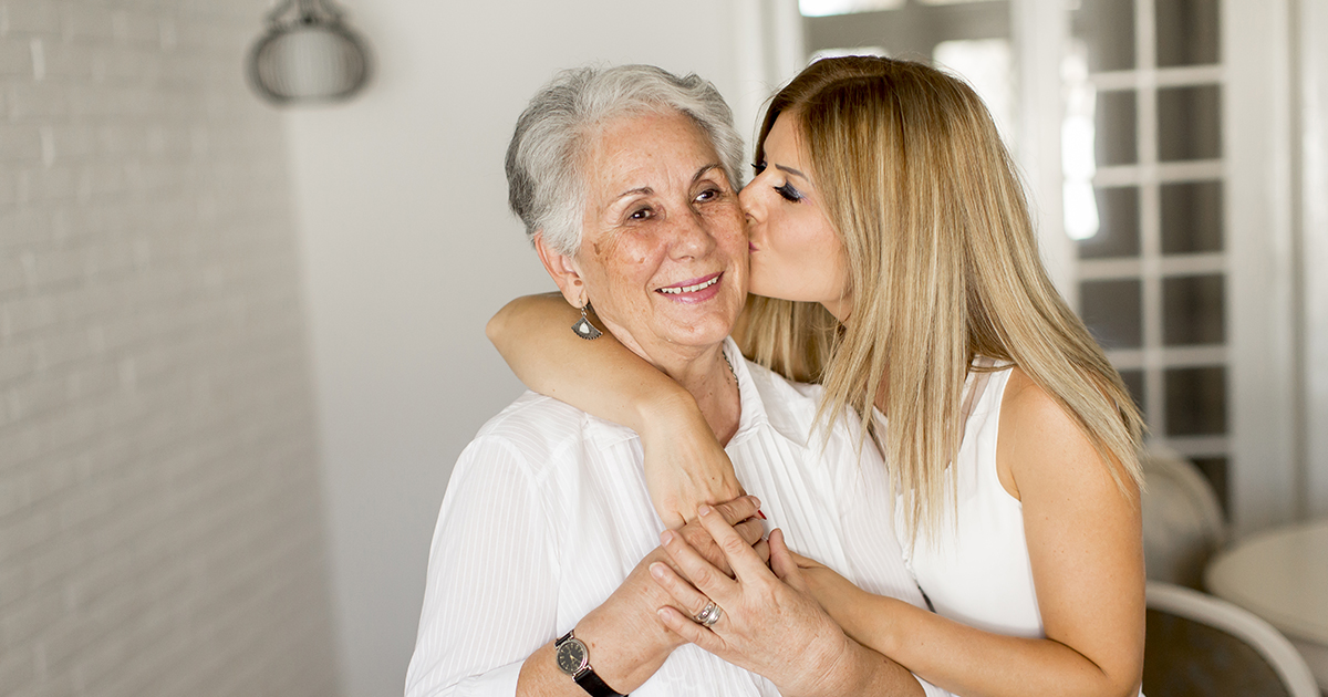 — Ты из-за денег дочку потеряешь!