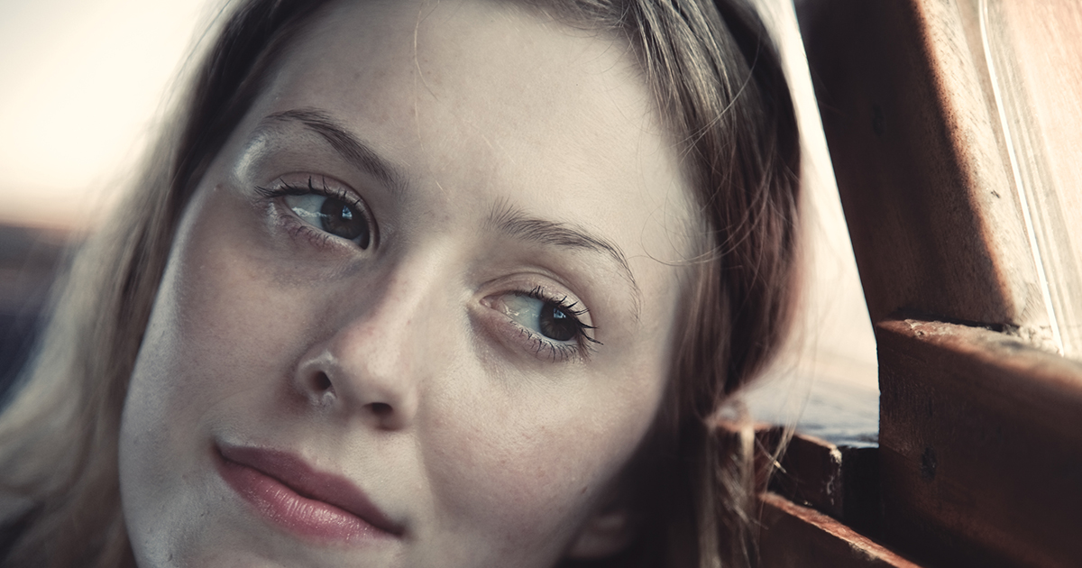 — По 10-балльной шкале ты на “тройку” ! — заявил муж