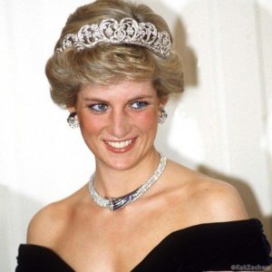 Okazuje się, że księżna Diana nie była taka, jak ją sobie wyobrażałeś...(10 zdjęć)