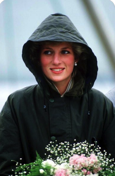 Oszałamiające zdjęcia z udziałem samej księżnej Diany! Istnieją doniesienia, że była fotografowana na ulicach częściej niż ktokolwiek inny!