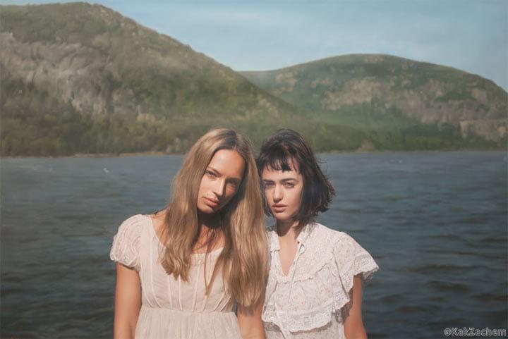 Wydawałoby się, że to zwykłe letnie zdjęcie, prawda? Ale przyjrzyj się bliżej, a będziesz zdumiony!