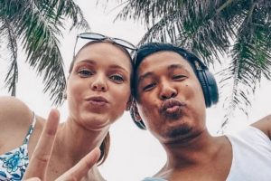 Ukrainka zakochała się w buddyjskim mnichu i wyjechała z nim do tajskiej dziczy - jej życie 7 lat później