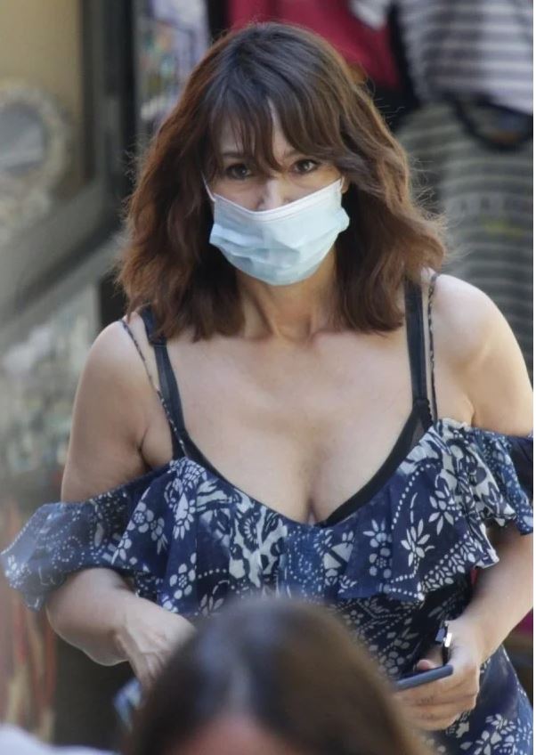 „Szyja zdradza wiek": niefortunne zdjęcia wyraźnie postarzałej Moniki Bellucci stały się wirusowe w sieci