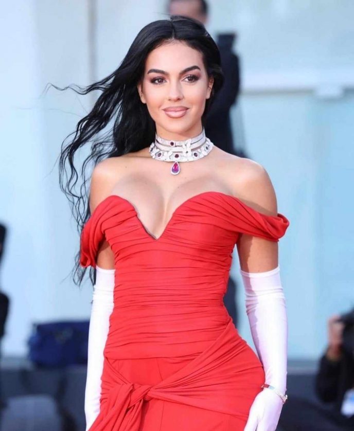 Żona Ronaldo zdradziła, jak musi wyglądać każda szanująca się żona miliardera