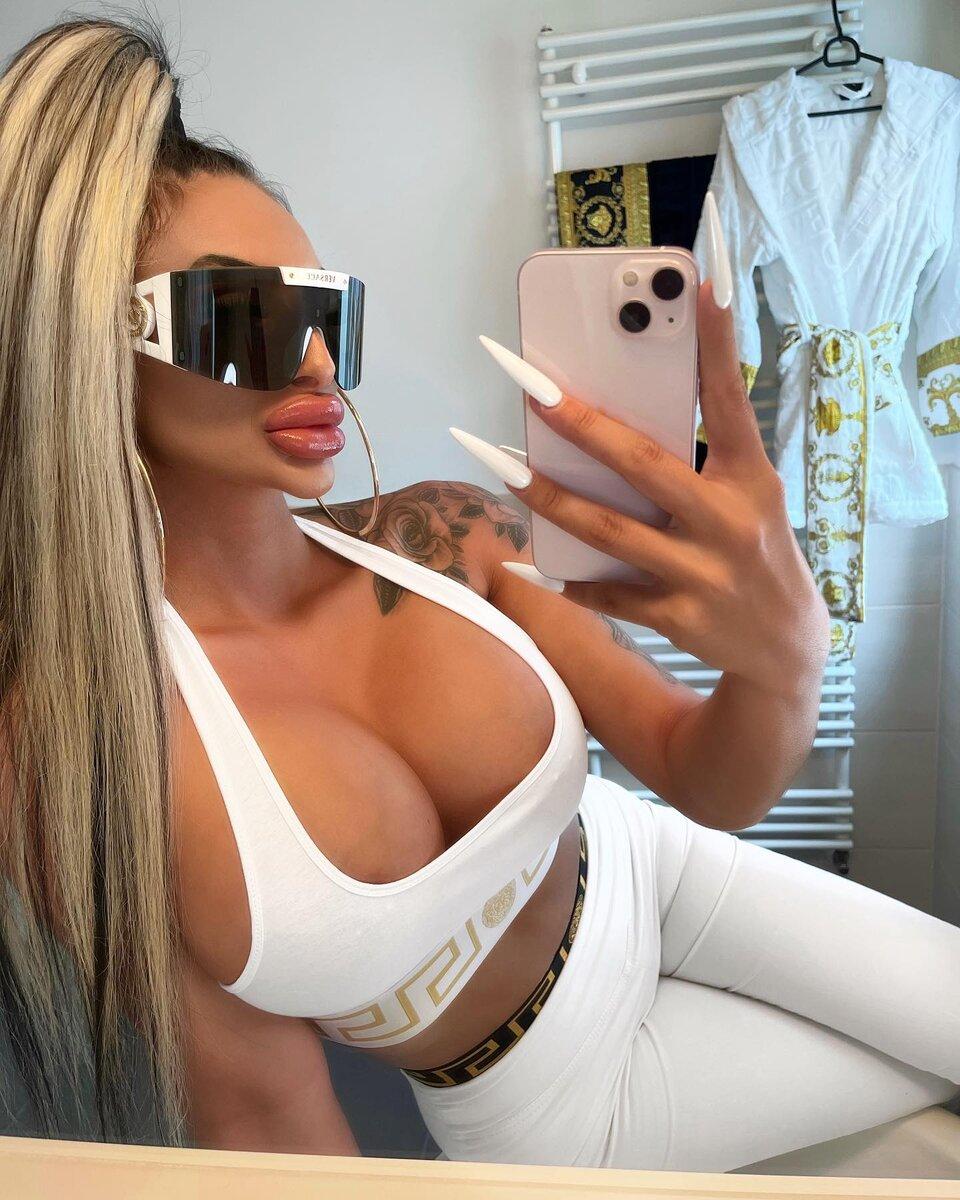 Dziewczyny, które zadały sobie wiele trudu, by uzyskać „piękno”, zdołały je całkowicie roztrwonić.