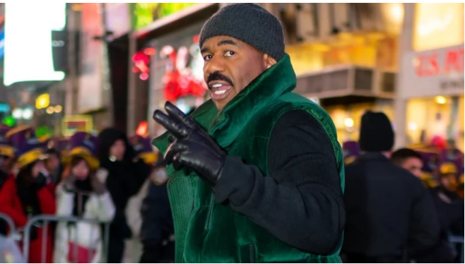 Miał poważne problemy z mową i nie wiedział, z czego żyć w przyszłości. Jak wyglądało dzieciństwo najbogatszego prezentera telewizyjnego? Jak bardzo dotknęło go ubóstwo?