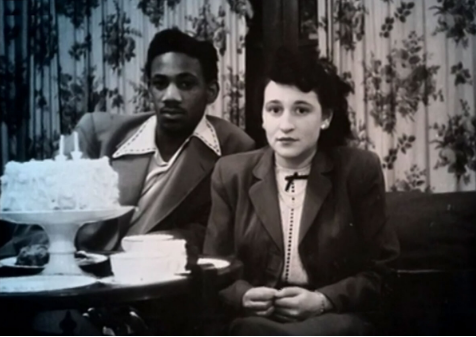 70 lat temu została wyrzucona z domu za miłość do czarnoskórego mężczyzny. Ale ich historia miłosna wciąż żyje