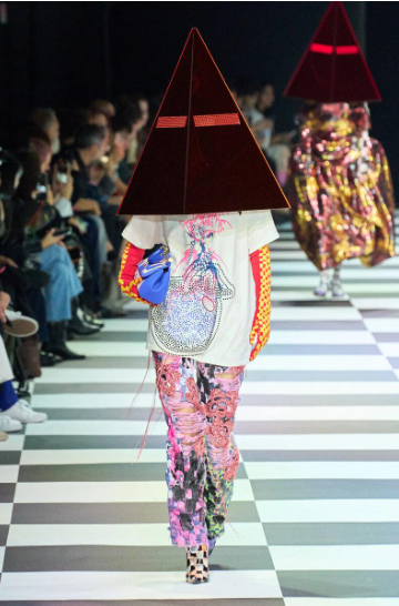 Czy założyłbyś to? Najbardziej kontrowersyjne kolekcje prêt-à-porter