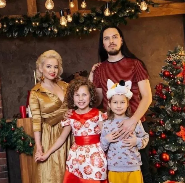 10 lat temu w Internecie wybuchł skandal wokół młodej pary, gdy ich sesja zdjęciowa lub wideo stały się wirusowe.