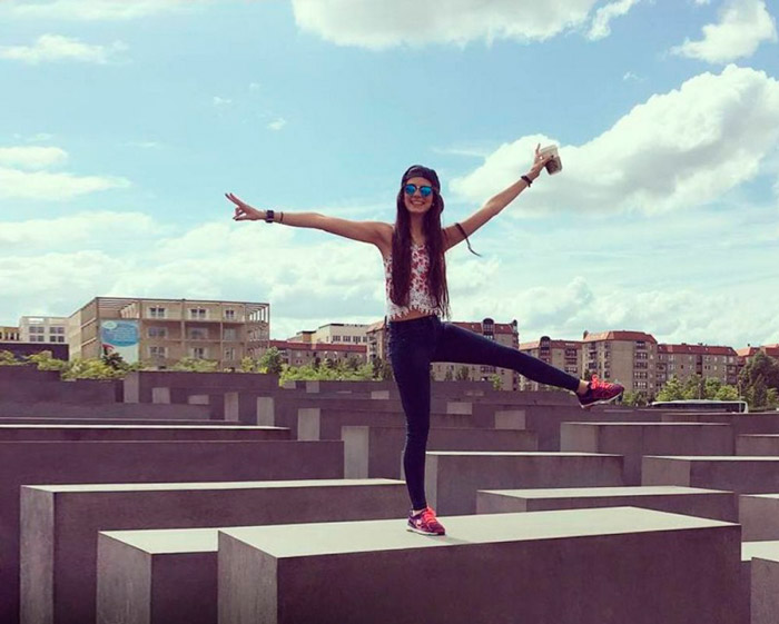 Na pierwszy rzut oka to zwykłe zdjęcie. Ale wystarczy przyjrzeć się bliżej tłu... Odmrożenie😲