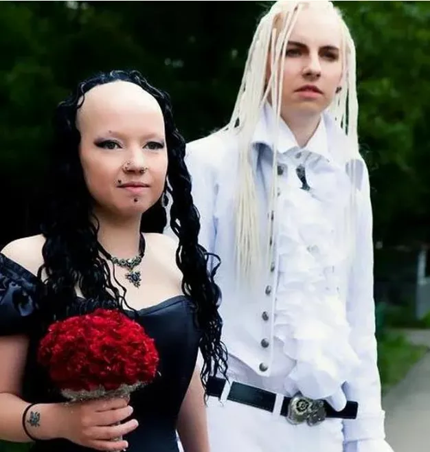 10 lat temu w Internecie wybuchł skandal wokół młodej pary, gdy ich sesja zdjęciowa lub wideo stały się wirusowe.