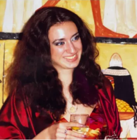 Z powodu dużych kości policzkowych i wydętych ust wcale nie wygląda naturalnie: ukraińska blogerka postanowiła pokazać swoje zdjęcia po zmianie wyglądu