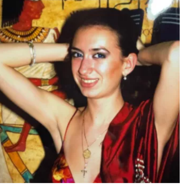 Z powodu dużych kości policzkowych i wydętych ust wcale nie wygląda naturalnie: ukraińska blogerka postanowiła pokazać swoje zdjęcia po zmianie wyglądu