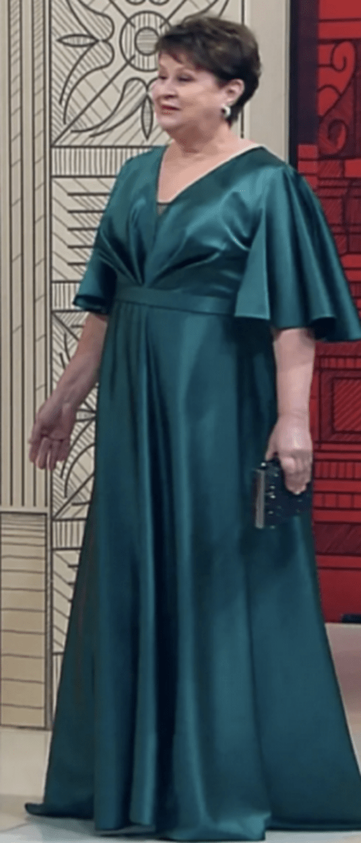 Cud nad cudami! 😲🧐😀 Babcia w rajstopach stała się młoda i piękna...🔥🔥👏