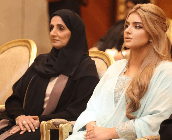 Orientalna piękność urodziła się jako córka Greka i przez pewien czas była żoną emira Dubaju