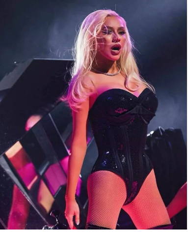 Znana wszystkim Christina Aguilera ostatnio ponownie zachwyciła swoich fanów