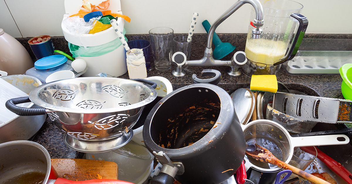 Moja sąsiadka odmówiła zapłacenia mi (250 USD) za posprzątanie jej domu zgodnie z umową - dałem jej uczciwą nauczkę