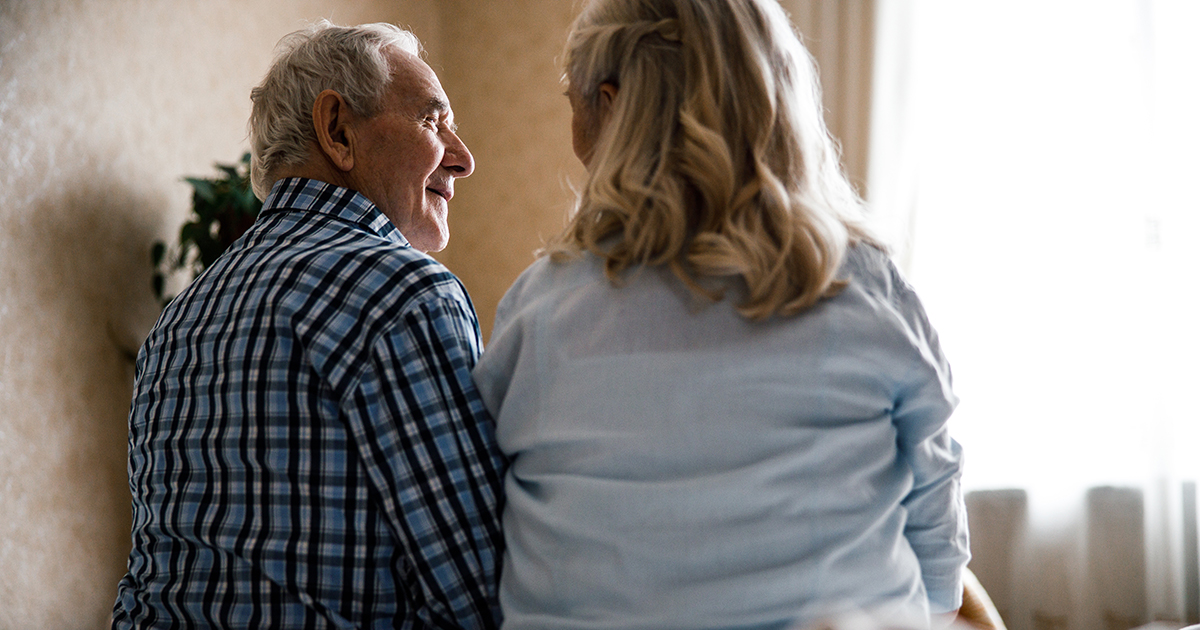 Zauważyłem, że rzeczy znikają z domu mojej chorej matki, więc założyłem ukryte kamery i to, co zobaczyłem, zszokowało mnie
