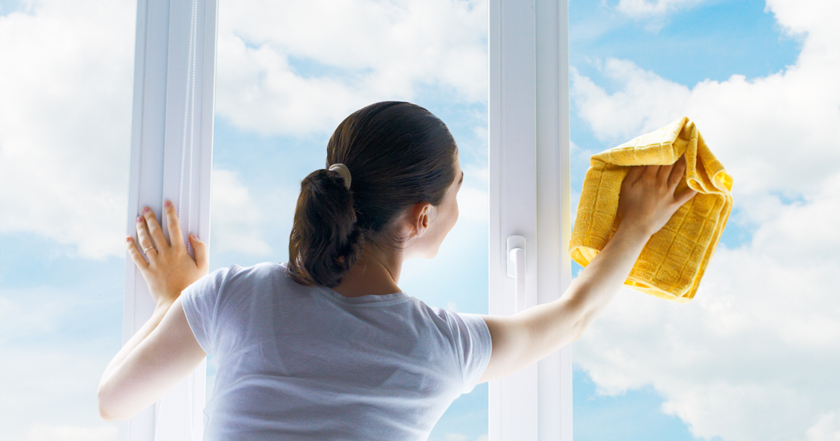 Moja sąsiadka odmówiła zapłacenia mi (250 USD) za posprzątanie jej domu zgodnie z umową - dałem jej uczciwą nauczkę