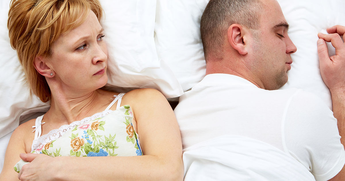 „Zadzwonił do mnie nieznany numer, a ja usłyszałam, jak mój mąż powiedział: „Moja żona gotuje i sprząta w łazience, podczas gdy ja jestem tutaj z tobą, moja kochana”.