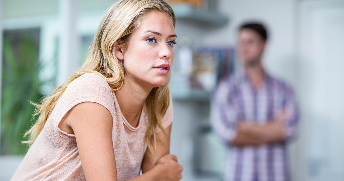 Dzień, w którym mąż mojej najlepszej przyjaciółki pojawił się pod moimi drzwiami, twierdząc, że jest moim ojcem.